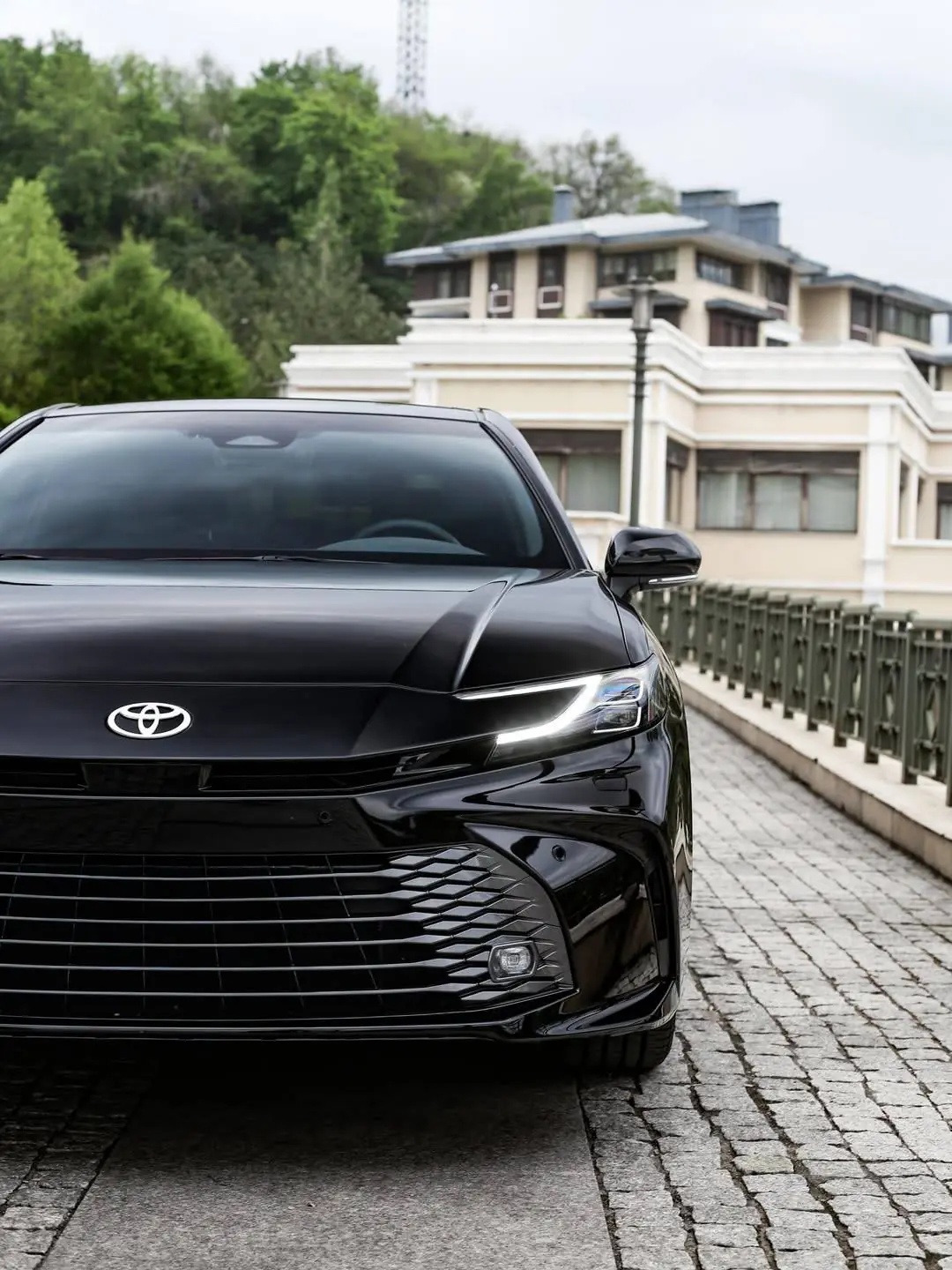 Toyota Camry 80 — 11